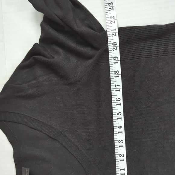 Lane Bryant V Neckline Ribbed Accent Sweater 16 Black - Picture 11 of 12